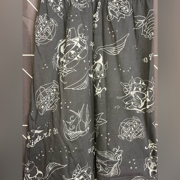 Vintage 2009 Fox Dress Tattoo design, Small - Picture 5 of 6